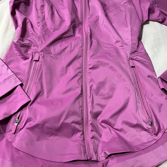 Lululemon Goal Smasher Jacket in Magenta Glow Size 4 - Picture 6 of 16